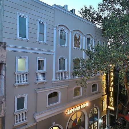 Hotel Sapphire House - 3 Mins Walk From Metro And 5 Mins From Rail Station New Delhi Exterior foto